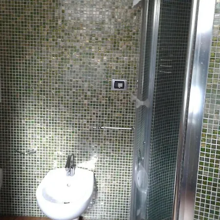 Paradiso Couette-café 3*